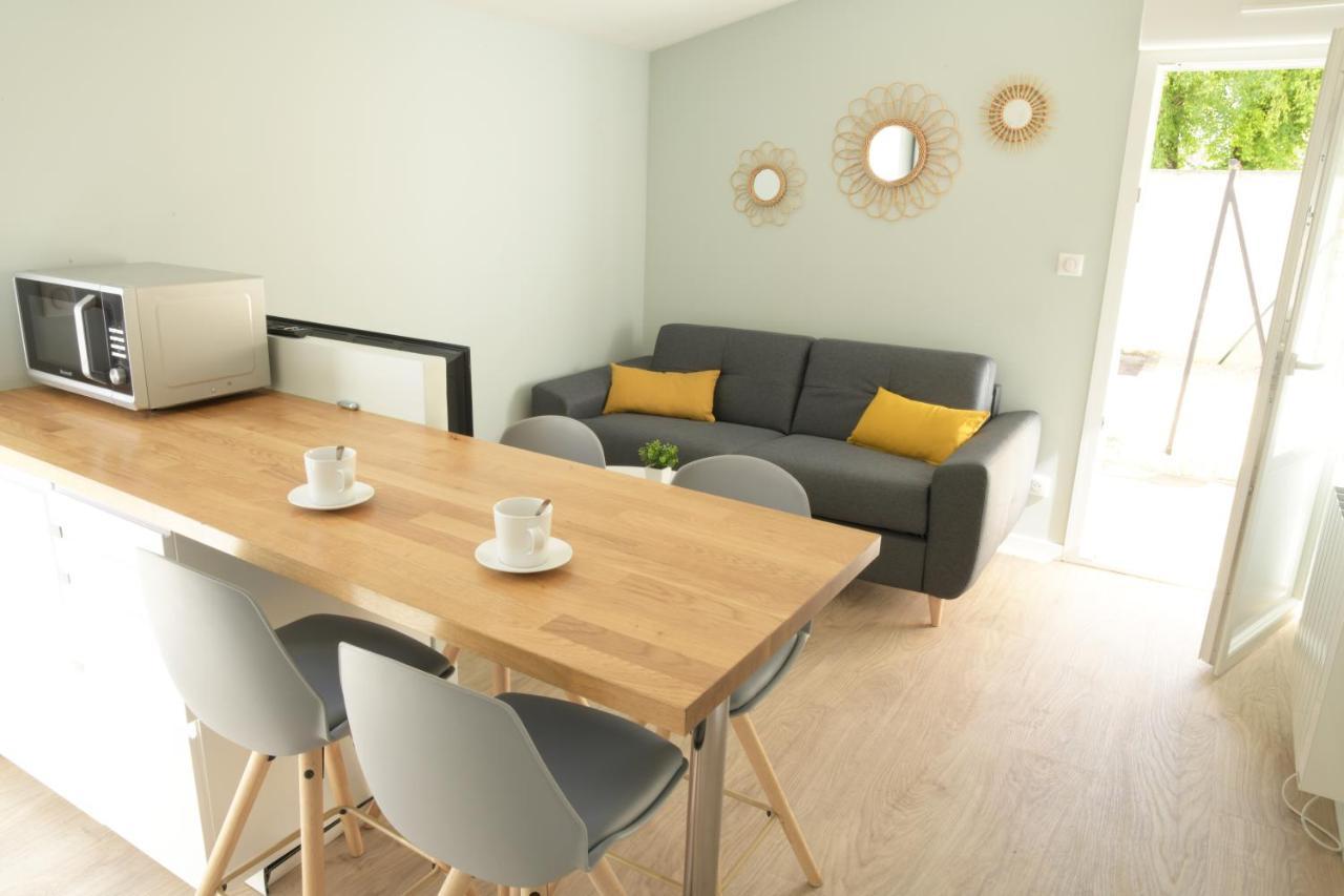 דירות אנגולם T2 - 28M2 Avec Cour Et Stationnement, Wifi Et Linge Fournis מראה חיצוני תמונה