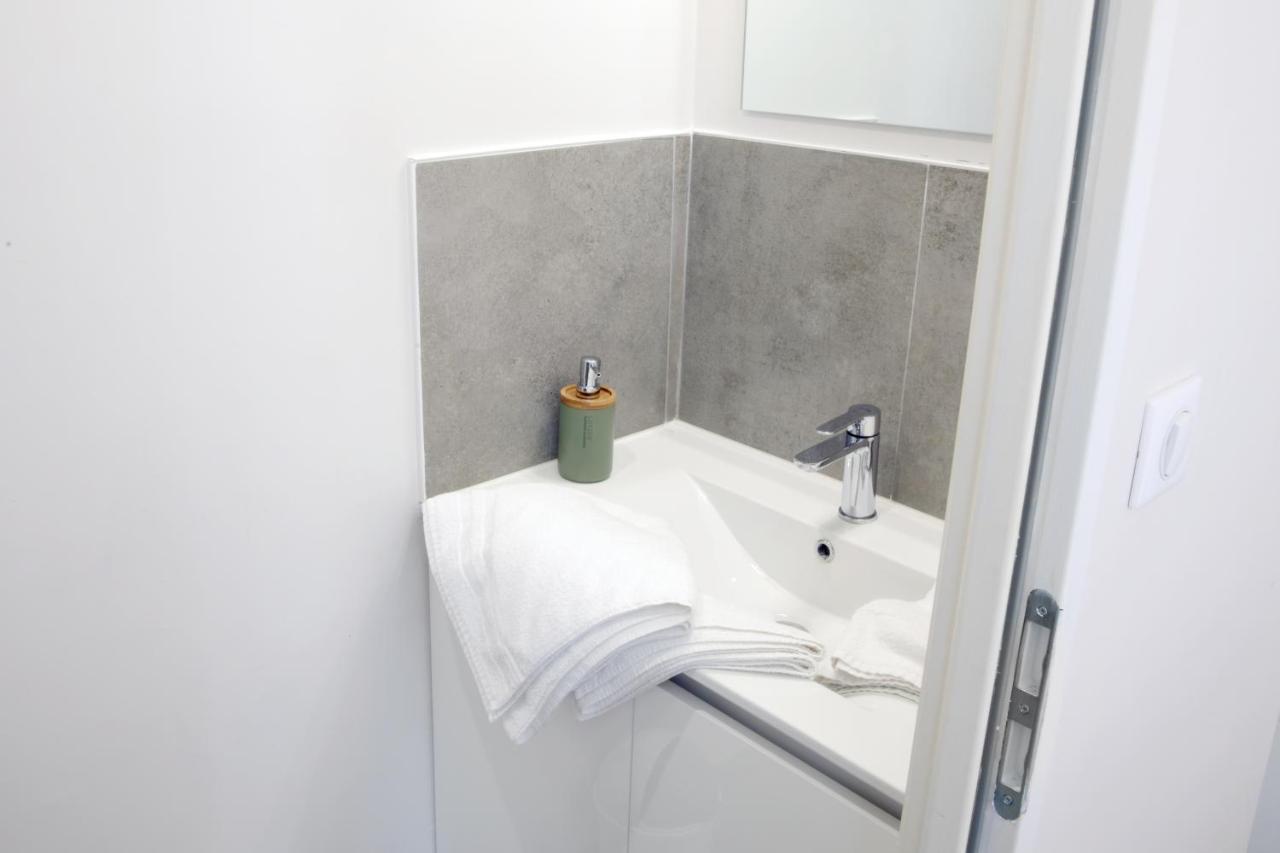 דירות אנגולם T2 - 28M2 Avec Cour Et Stationnement, Wifi Et Linge Fournis מראה חיצוני תמונה
